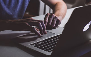 电竞是体育运动吗：在热血与理性之间重新定义竞技的边界