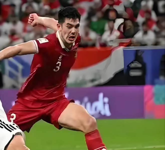 九游官方站点-克鲁伊维特：归化后卫博格特不想失去俱乐部位置，所以拒绝了征召