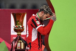 有没有尝试留特奥？阿莱格里：特奥是顶级球员，值得最美好的祝福