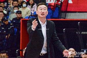 九游官方站点-火力压制！首节青岛轰进7记三分领先广厦13分 后者三分6中1